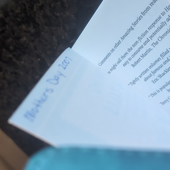 AMAZING STORIES / Animals Tales 3 book bundle - Picture 11 of 12